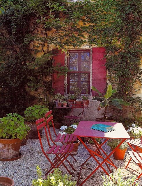 The Garden of Siki de Somalie, Provence, France – Image ⓒ Country Houses Of France by Barbara & René Stoeltie: 